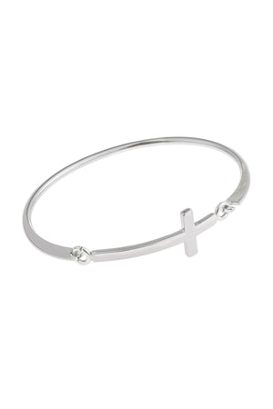 Hdb3122 - Cross Charm Cuff Bracelet