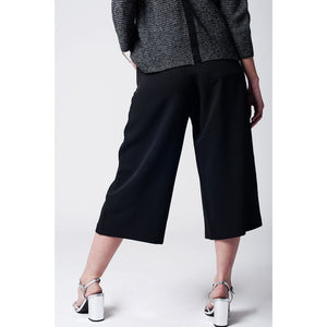 Black culotte with tie waist
